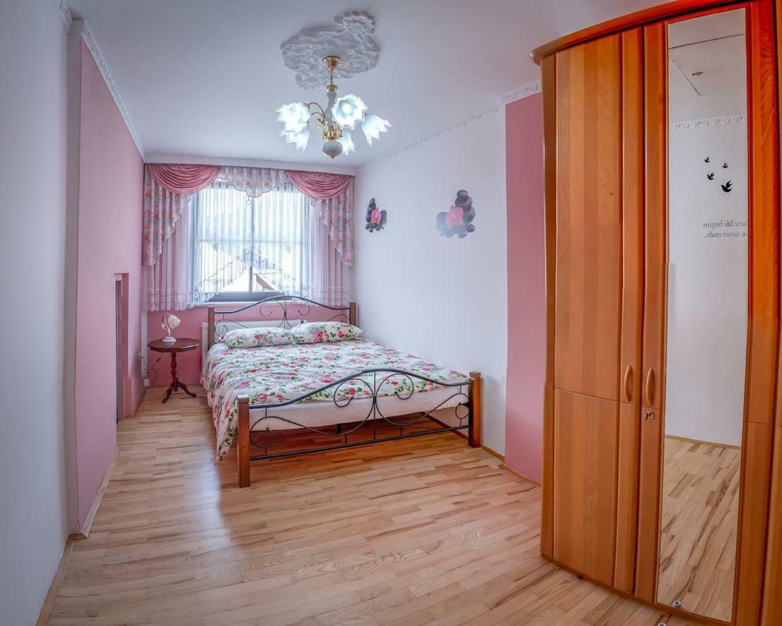 Apartma Ajda Komenda Exteriér fotografie